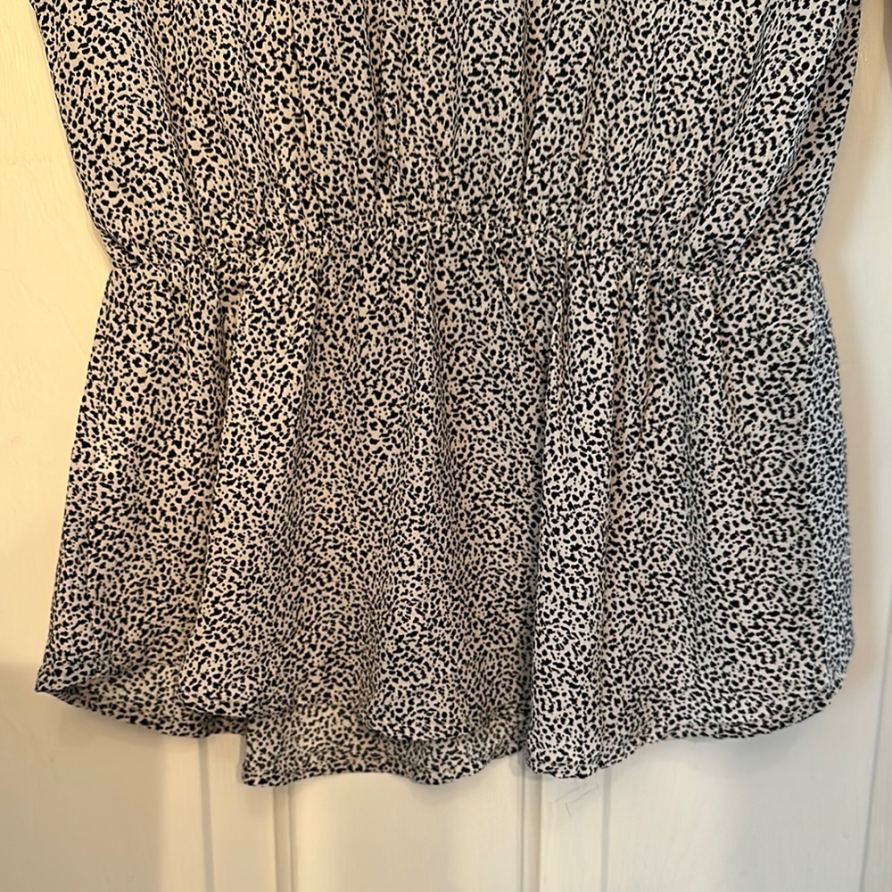 Black and Cream Women's Top, peplum - Picture 7 of 7